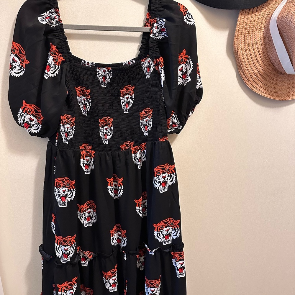 LALA Black and Red Tiger Print Midi Dress